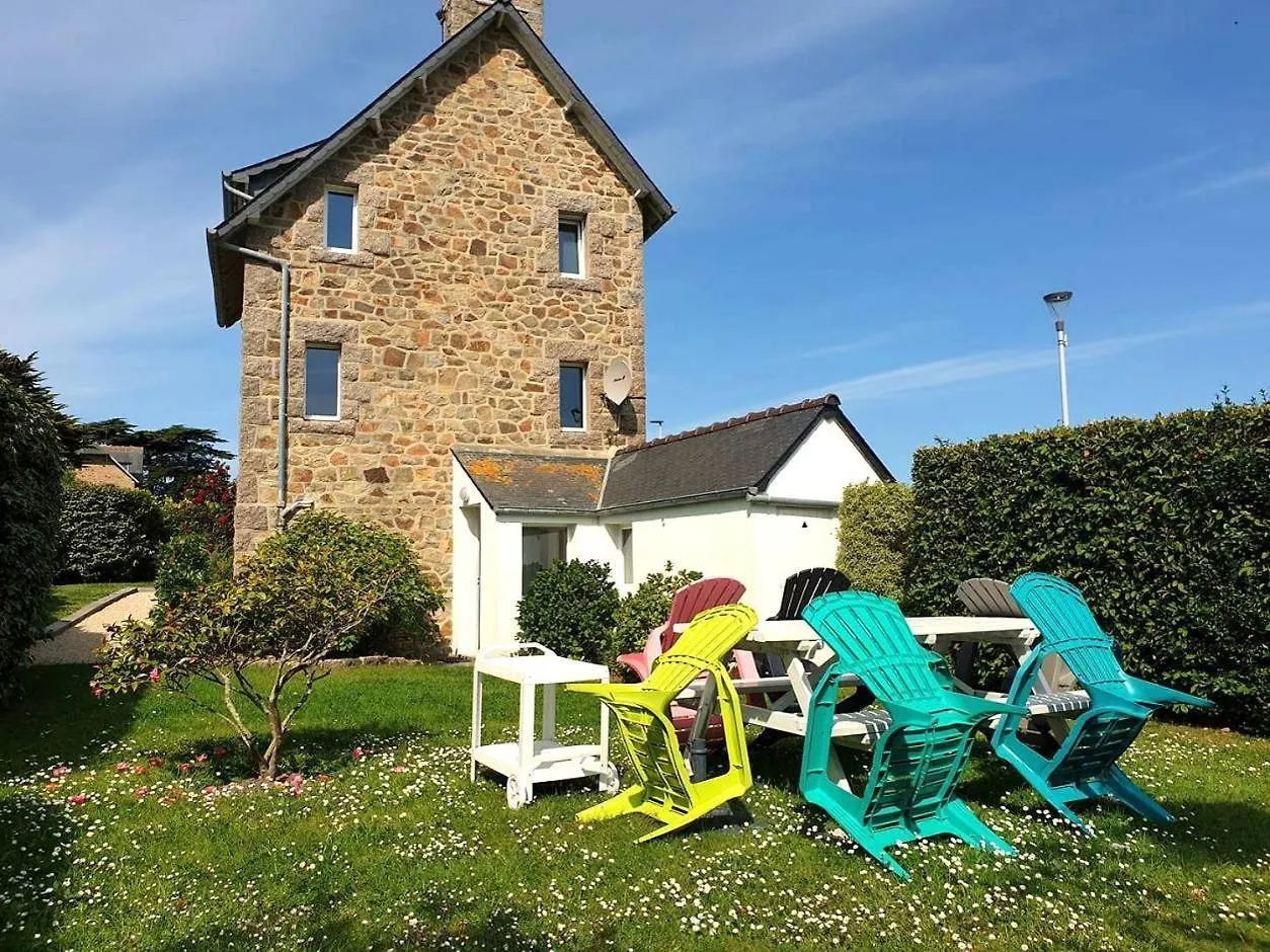 Maison Bretonne A 200M De La Mer A Proximite De L'Ile Renote A Tregastel - Ref 76 Francie